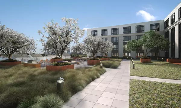 Hingham, MA 02043,10 Shipyard Drive #209