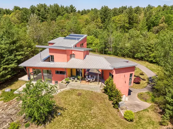 North Andover, MA 01845,49 Equestrian Dr