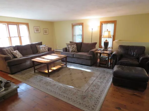 Plymouth, MA 02360,44 Janebar Cir