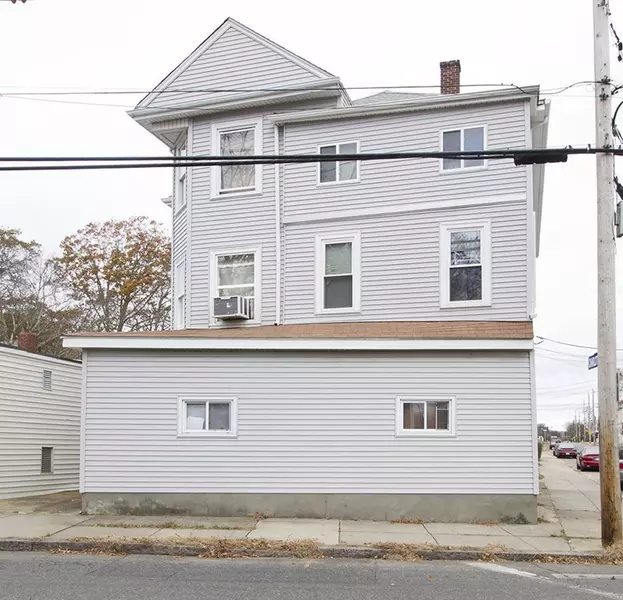 772 New Boston Rd, Fall River, MA 02720