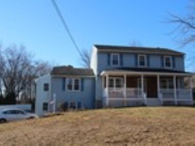 242 Brainerd St, South Hadley, MA 01075