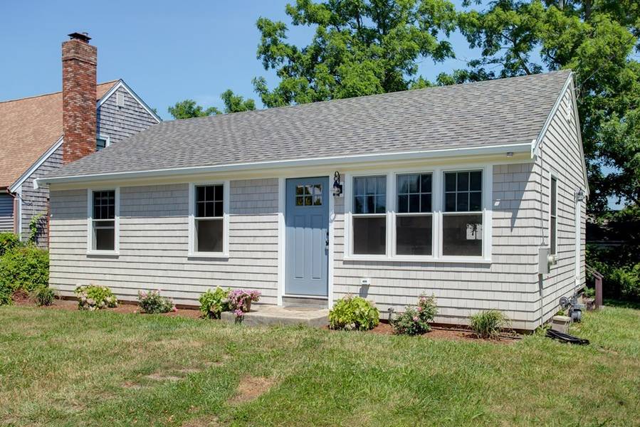 42 Knott Avenue, Sandwich, MA 02563