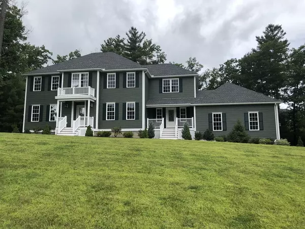 108 Robin Hill Rd, Groton, MA 01450