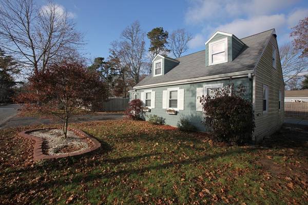 Bourne, MA 02532,7 Blueberry Rd