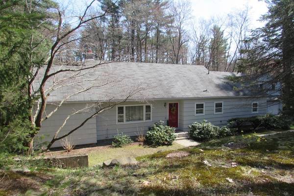 21 Highland Rd, Boxford, MA 01921