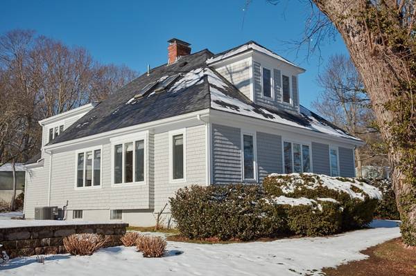 307 Seaview, Swansea, MA 02777