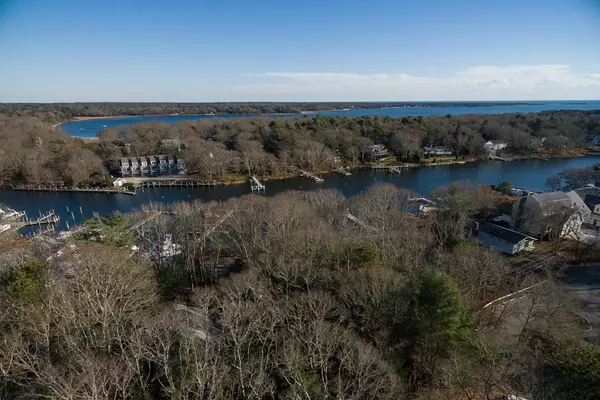 Falmouth, MA 02536,28 Ashley Dr