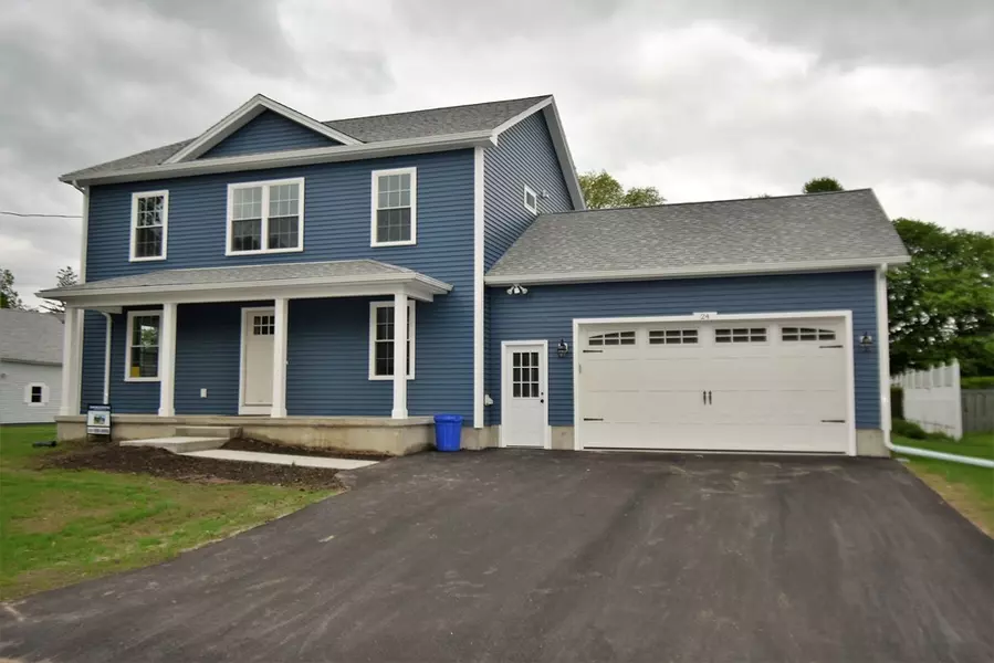 24 Admiral St, Easthampton, MA 01027