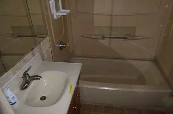 Springfield, MA 01109,23 Preston St