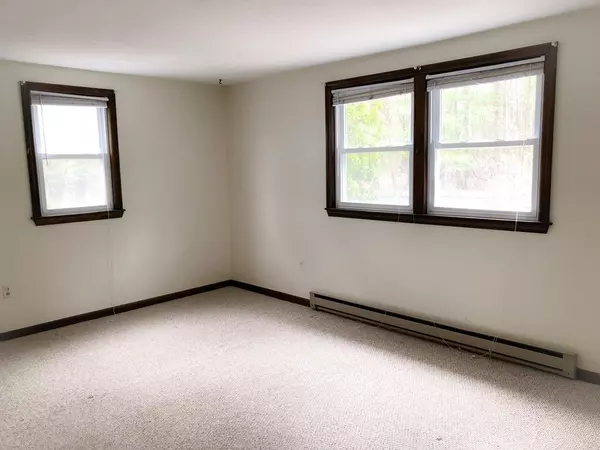 Hanson, MA 02341,47 Adams Cir