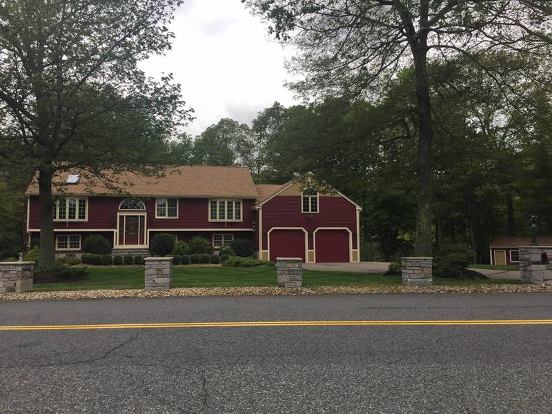 55 Maple St, Milford, MA 01757