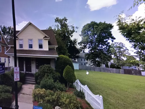 1464 State St, Springfield, MA 01109