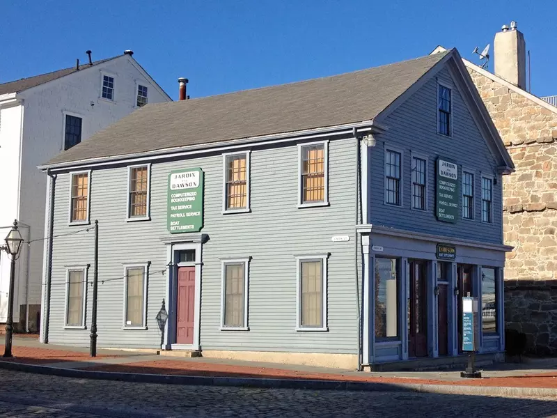 82-86 Front St, New Bedford, MA 02740