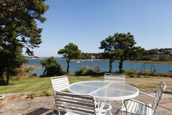 Chatham, MA 02650,338 Seapine Road