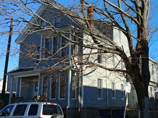 370 Cedar St, New Bedford, MA 02740