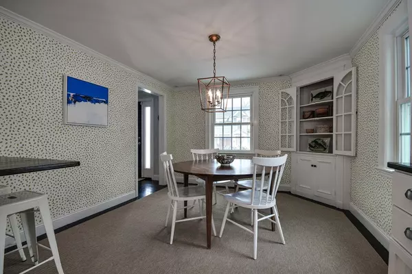 Wellesley, MA 02481,50 Pine Plain