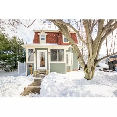 40 Cherry St, Ashland, MA 01721