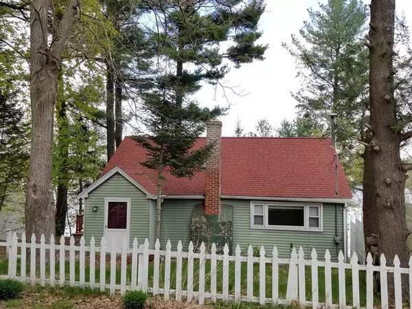 46 Lake Dr, Leicester, MA 01524