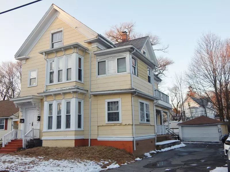 45 Richmond St, Brockton, MA 02301