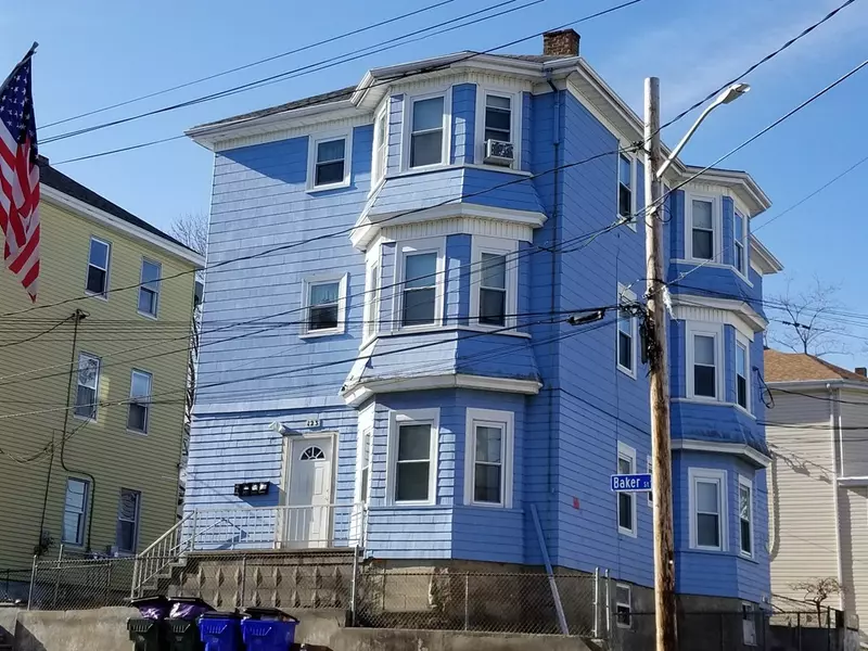 123 Baker St, Fall River, MA 02721