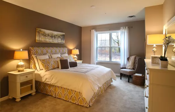 Weymouth, MA 02190,110 Trotter Road #404