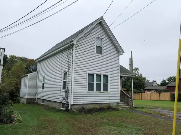 Taunton, MA 02780,13 Riverview St