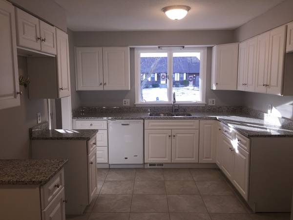 West Springfield, MA 01089,34 High Meadow Dr