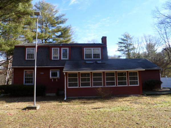 Wilbraham, MA 01095,9 Longfellow Rd