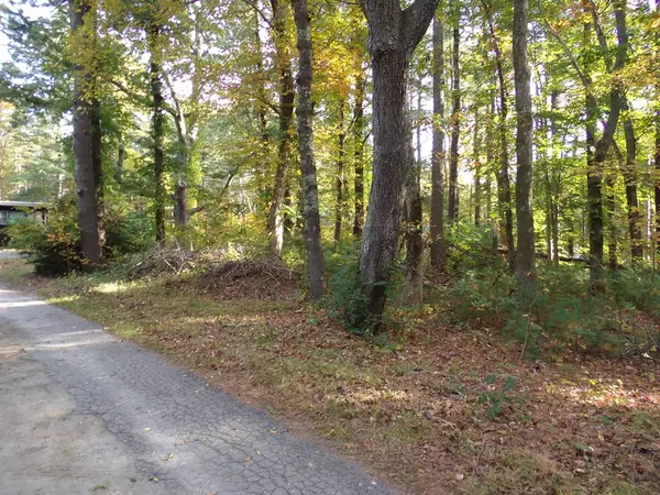 Acushnet, MA 02743,251 Mendall Rd.