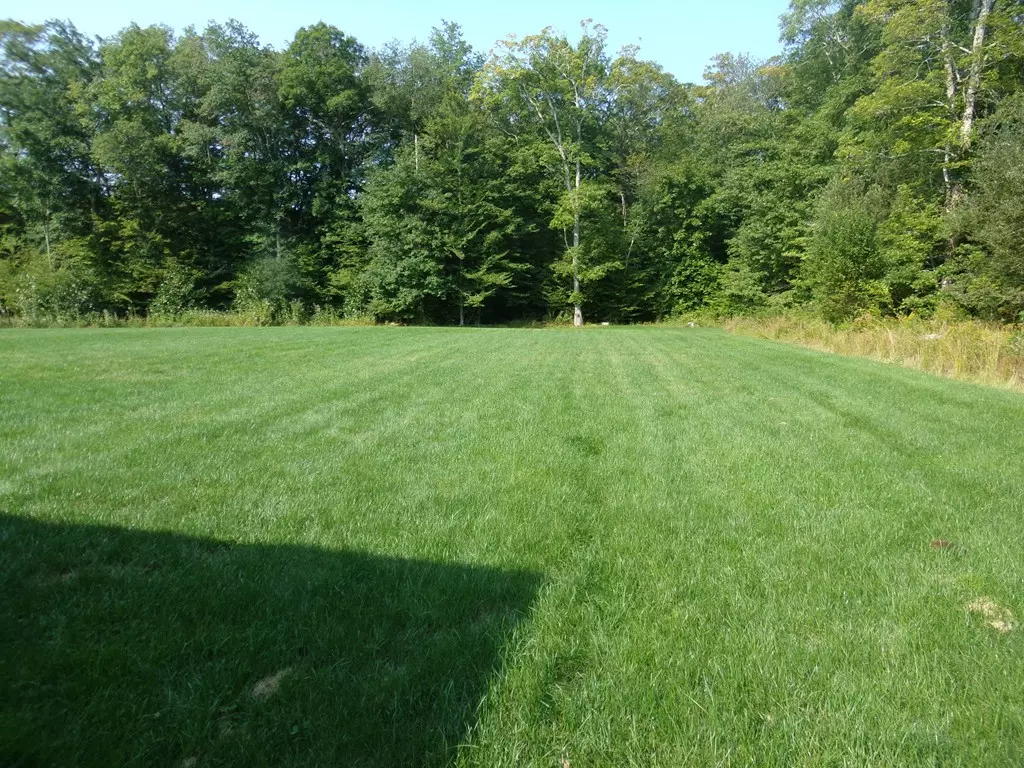 Acushnet, MA 02743,251 Mendall Rd.