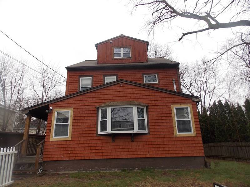 54 Blaine St, Hudson, MA 01749