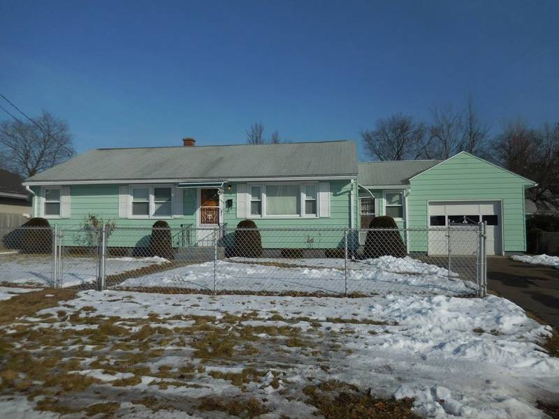 130 Shepherd St, Chicopee, MA 01013