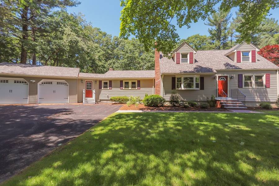 8 Sheldon Rd, Burlington, MA 01803