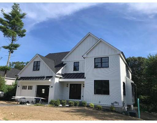 Walpole, MA 02081,12 Arlington Lane