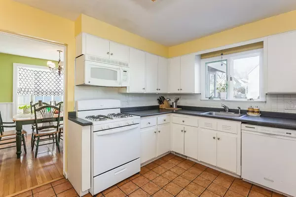 Maynard, MA 01754,16 Harrison St