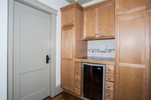 Whitman, MA 02382,84-86 Park Ave