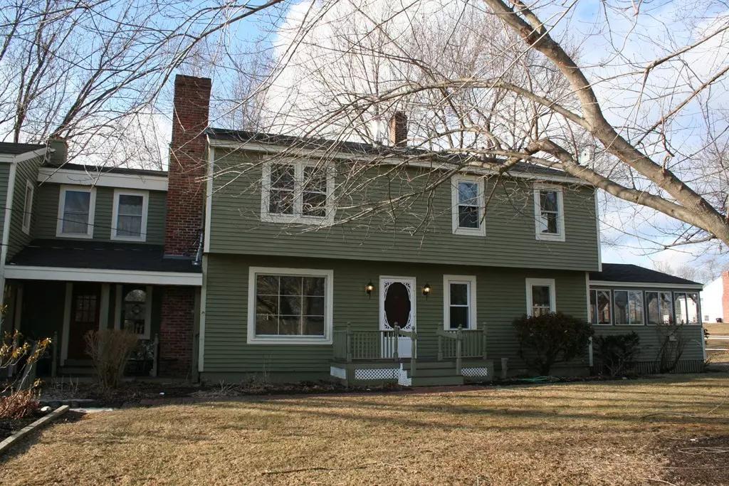 Stratham, NH 03885,51 Union