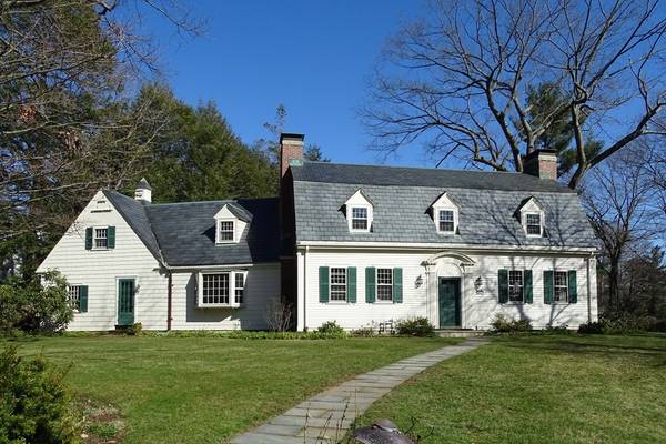 44 Lowell Rd, Wellesley, MA 02481