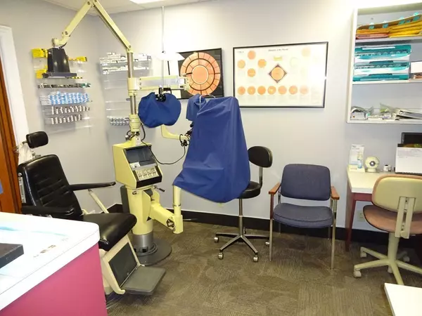 Northbridge, MA 01588,10-12 Cross St