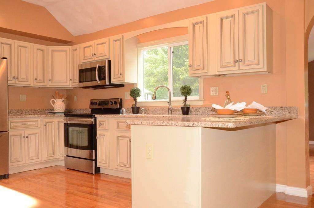 Methuen, MA 01844,9 Oneida St