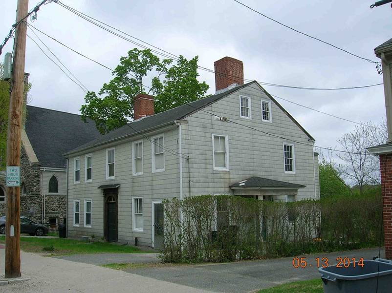 124 Main Street, Amesbury, MA 01913