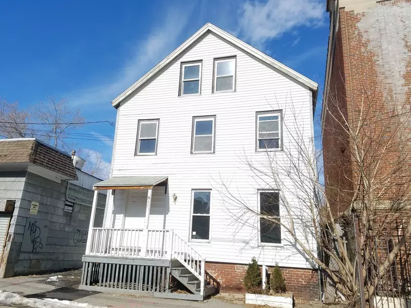 55 Walnut St, Haverhill, MA 01830