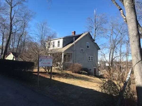 Hingham, MA 02043,85 A Main Street