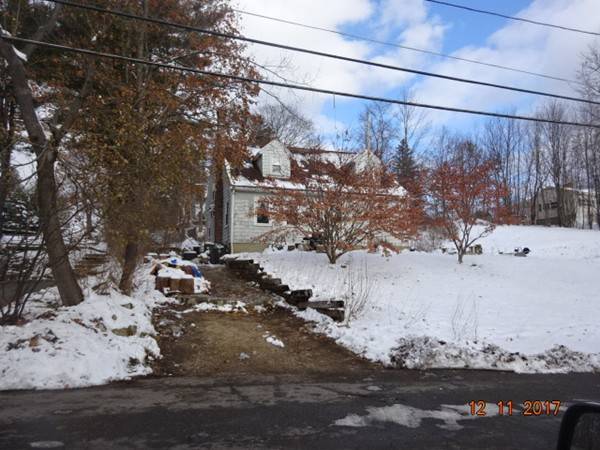 99 Kendall St, Gardner, MA 01440