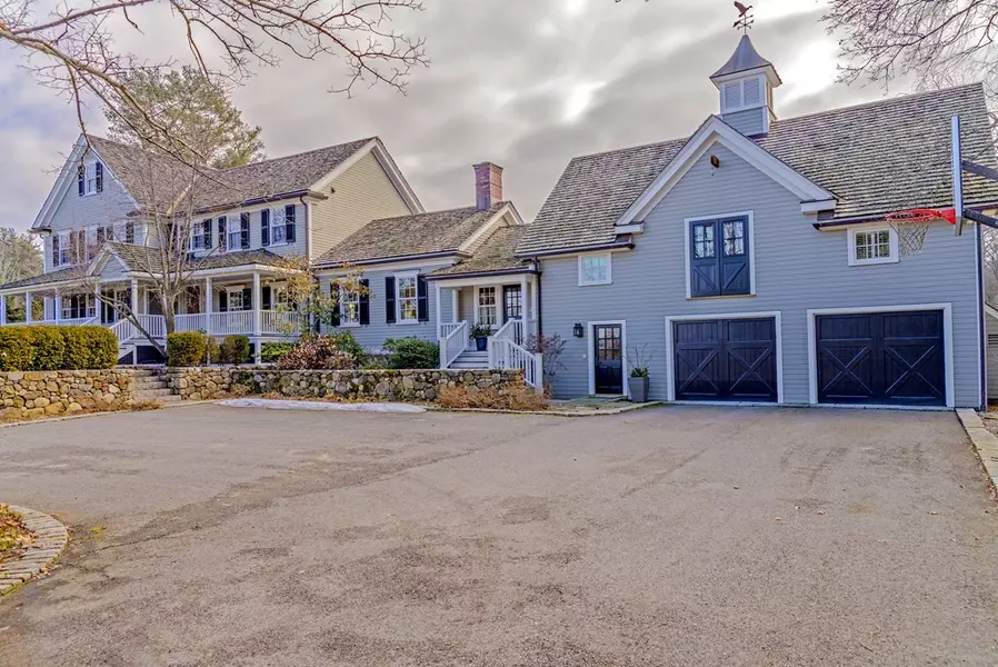 62 Strawberry Hill Street, Dover, MA 02030