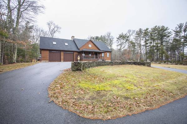 514 Snipatuit Road, Rochester, MA 02770