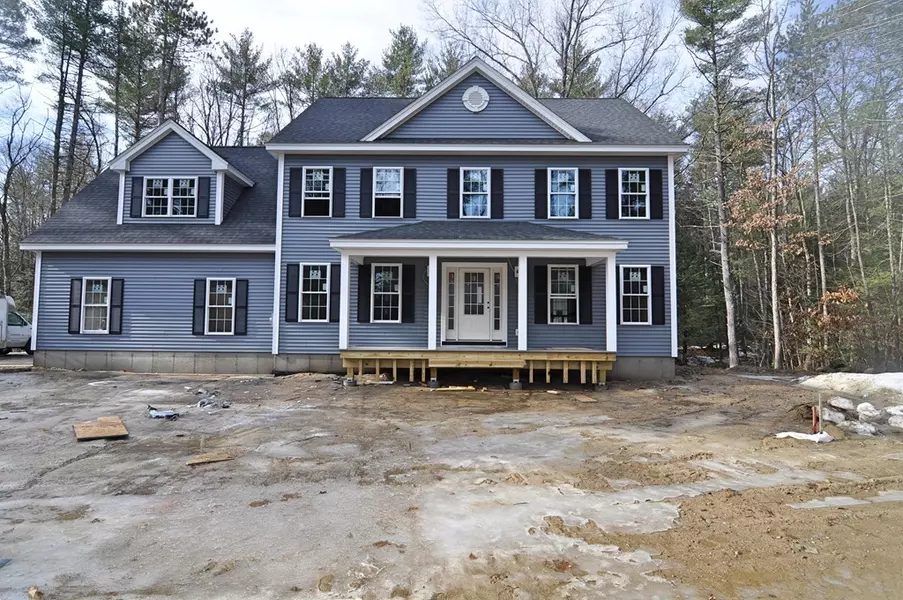 30 Pierce Ln, Hollis, NH 03049