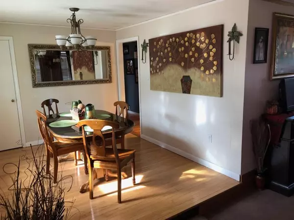 Lowell, MA 01850,346 Christian St