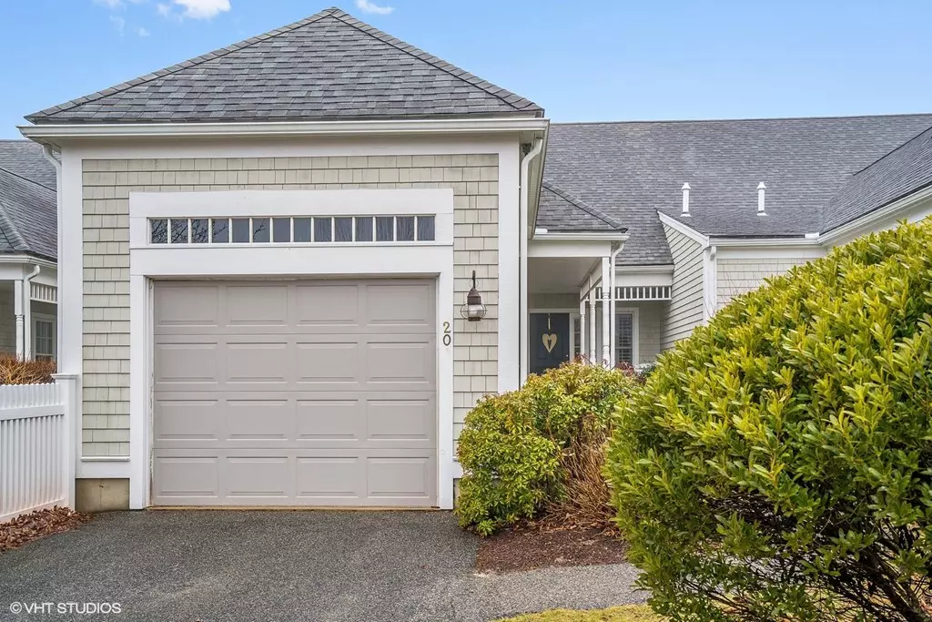 Bourne, MA 02532,20 Turnberry Rd #20