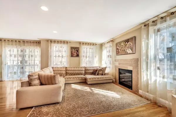 Stoughton, MA 02072,221 Deady Ave